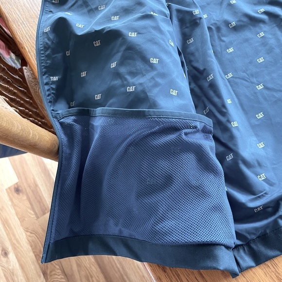 CAT ( Caterpillar ) Women’s winter hooded coat. Teal color, thumb hole as seen - Picture 8 of 12